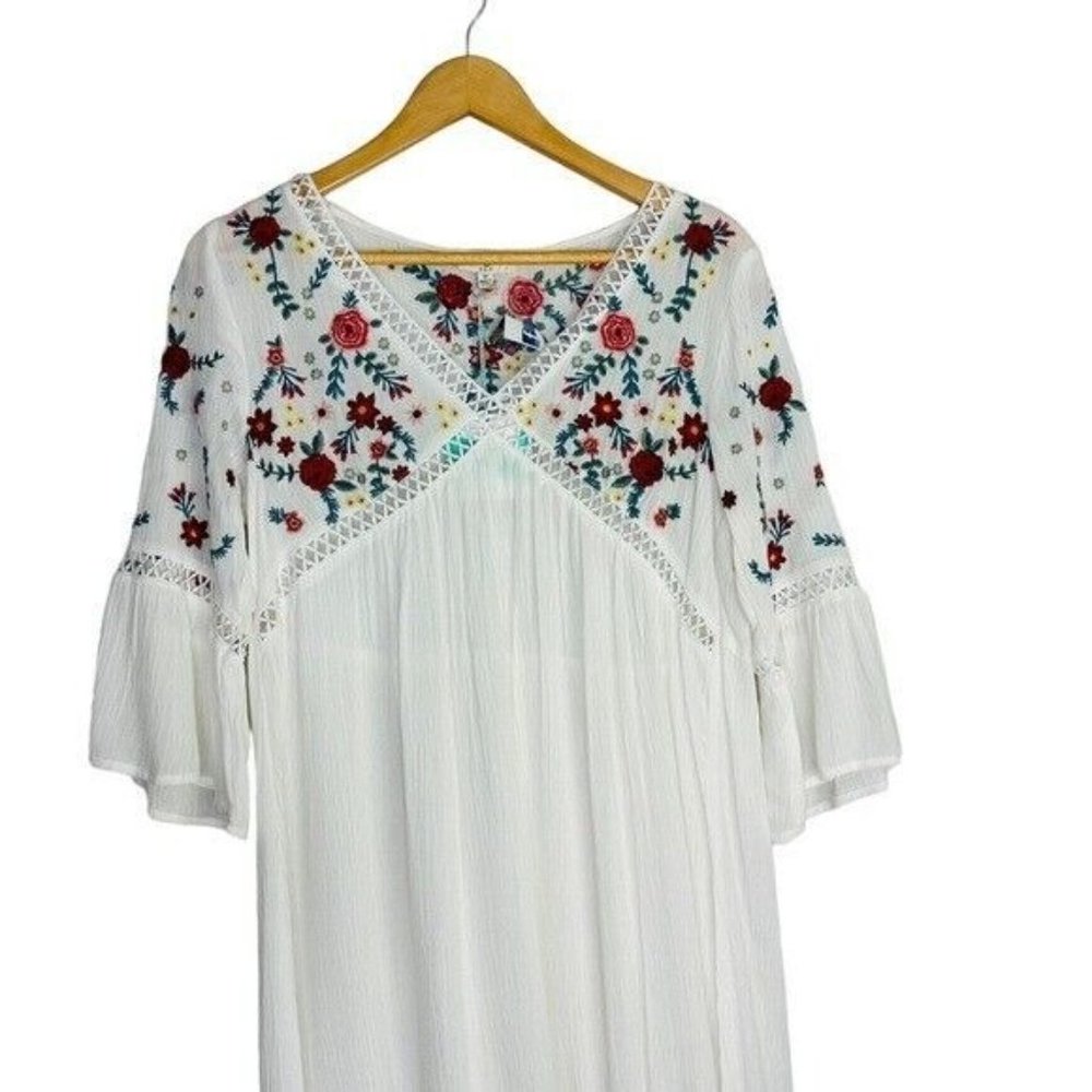 Umgee White Bohemian Embroidered Mini Dress Size Medium - Picture 4 of 14